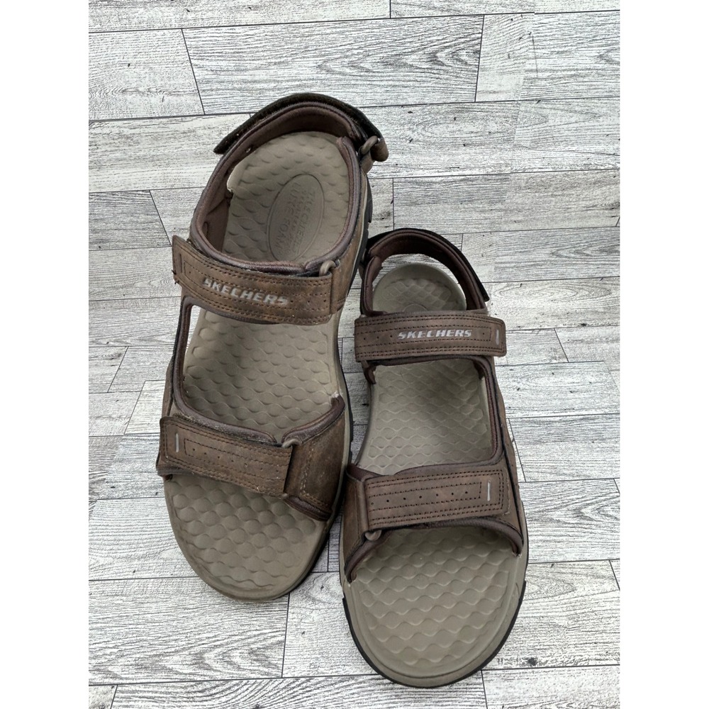 Skechers 204105‎ Men Chocolate Brown Luxe Foam Steady Grip Sport Sandals Size 13